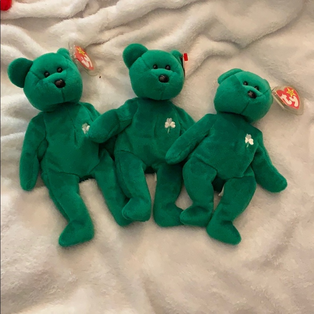Green Clover Beanie Bear
